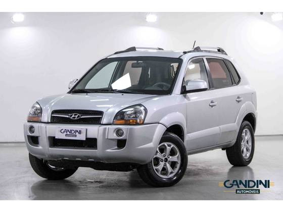 HYUNDAI TUCSON 2.0 MPFI GLS 16V 143CV 2WD FLEX 4P AUTOMÁTICO HYUNDAI TUCSON 2.0 MPFI GLS 16V 143CV 2WD FLEX 4P AUTOMÁTICO